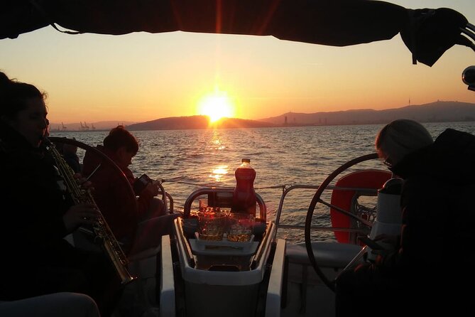 Sunset Sailing Experience With Live Sax Music in Barcelona - Luxury Sunset Cruise on a Yacht