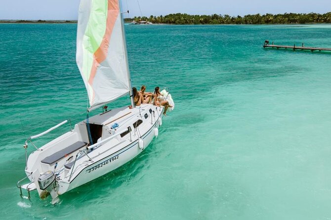 Sunset Sailing Tour-Bacalar - Key Features