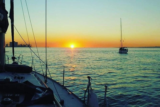 Sunset Sailing Tour On The Tagus River - Overview and Experience