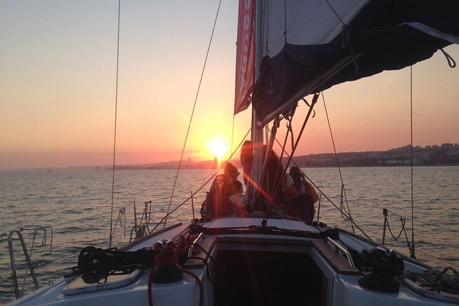 Sunset Sailing Tour On The Tagus River - End Point and Route