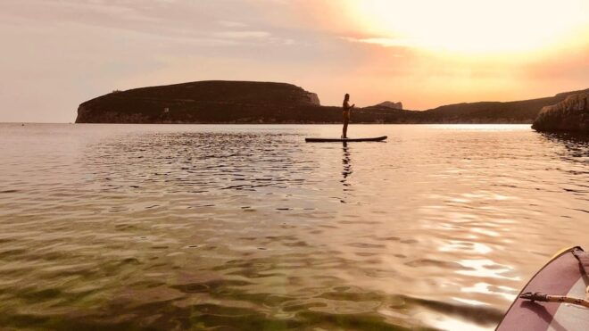 Sunset Sailing Trip Along Alghero Coastline With Apéritif - Languages and Group Size