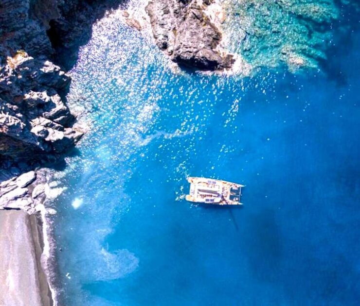 SUNSET SEA TRIP WITH DJ FLO DOSH - Key Points