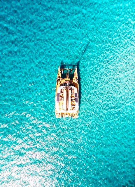 SUNSET SEA TRIP WITH DJ FLO DOSH - Food and Beverage Options