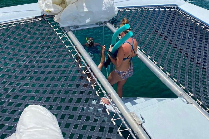 Sunset Splash and Sail with Open Bar - Who Will Love This Tour?