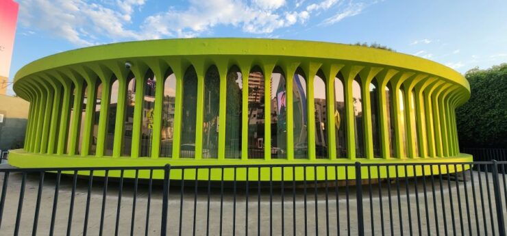 Sunset Strip True Crime and Haunted Tales Walking Tour - Tour Duration and Flexibility