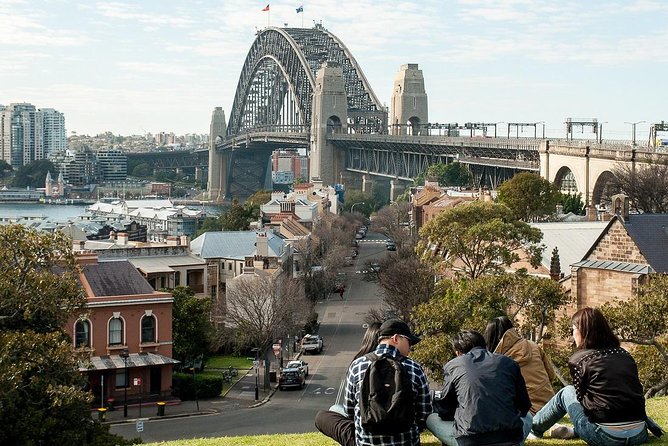 Sunset Sydney and Night Photography Tour With Pro Photographer - Common Questions