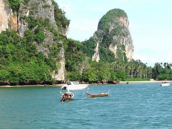 Sunset Tour at Hong Islands by Speed Boat With BBQ Dinner - Pickup and Drop-off Information