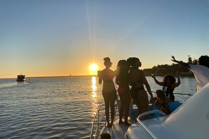 Sunset Tour on Douro River, Porto/Gaia Tour Welcome Drink - Cancellation Policy