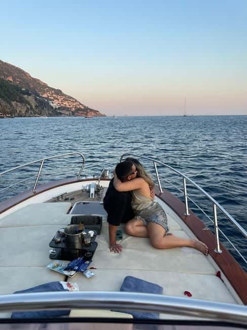 Sunset tour on private boat from Positano or Praiano - Experiencing the Amalfi Coast from the Sea: What to Expect
