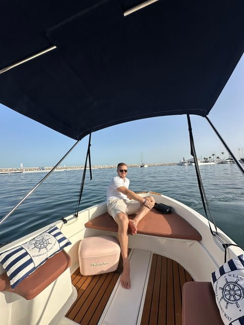 Sunset Tour or Walk Along Puerto Banús Beach, Marbella - Complimentary Drink