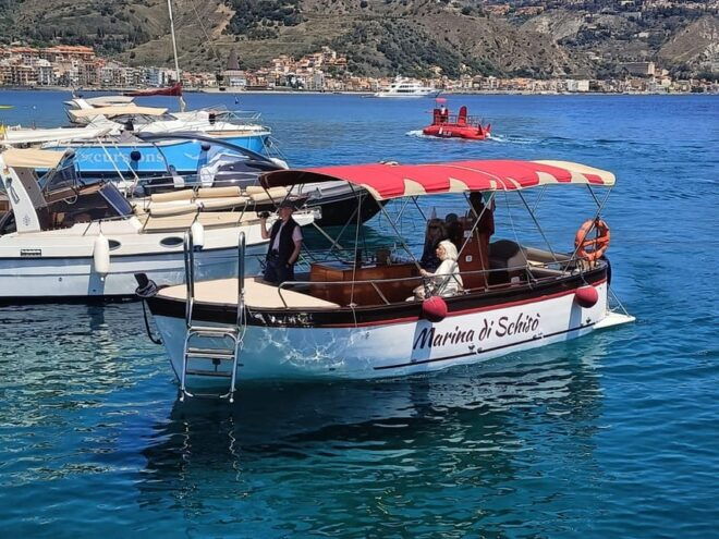 SUNSET TOUR WITH DOLPHIN WATCHING - Participant Restrictions