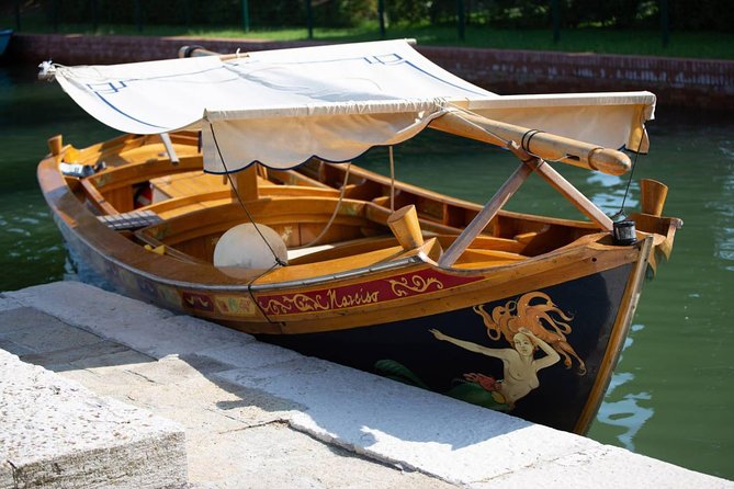 Sunset Traditional Boat Tour With Prosecco - Overview