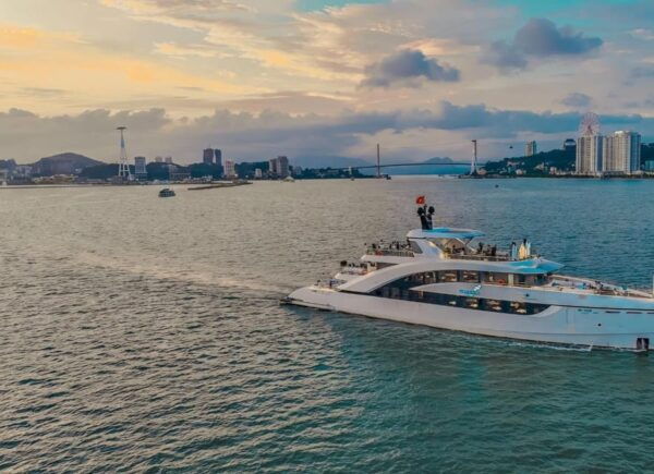 Sunset View & Halong Bay Night Trip - Dining on Luxury Yacht - Frequently Asked Questions