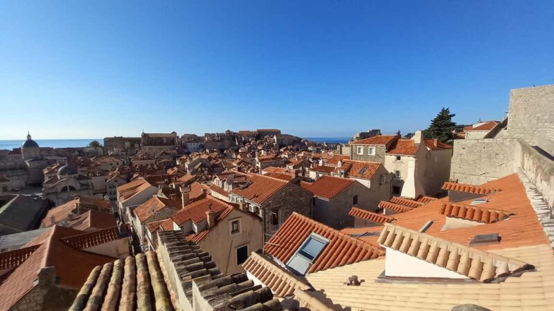 Sunset Wall Walk: 75-Minute Guided Tour & Free Exploration - Is This Tour Worth It?