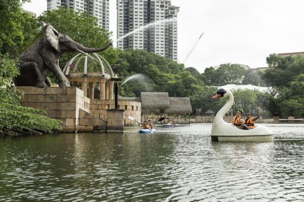 Sunway Lagoon Theme Park With Round-Trip Transfer - Common Questions
