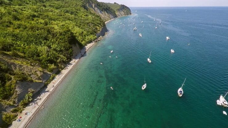 SUP Adventure: Paddle Through the Magical Moon Bay - Discover the Breathtaking Bay