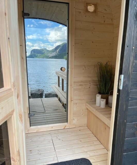 SUP N Sauna Guided Paddle Tour (Stavanger - Frafjord) - What to Bring