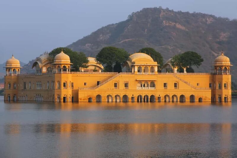 Super Jaipur Tour From Delhi in a Private Car- All Inclusive - Seamless Transportation and Group Size