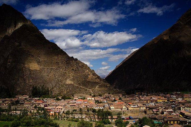 Super Sacred Valley: Chinchero - Salt Mines - Moray & Ollantaytambo - Meeting and Pickup Information