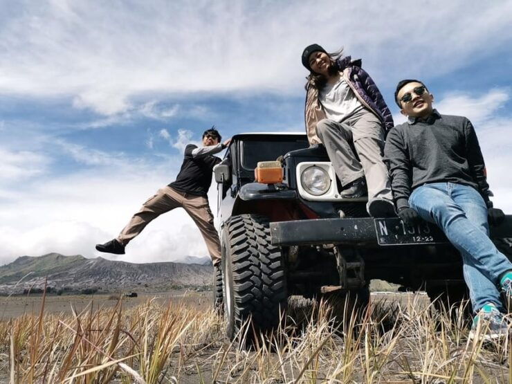 Surabaya: Budget Friendly Private Bromo Sunrise Tour - Key Points