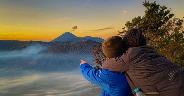 Surabaya: Discover Bromo Ijen & Tumpaksewu 4D3N - Tour Details