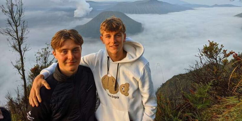 Surabaya: Mount Bromo Sunrise 1-Day Sharing Group Tour - What to Expect From This Mount Bromo Tour