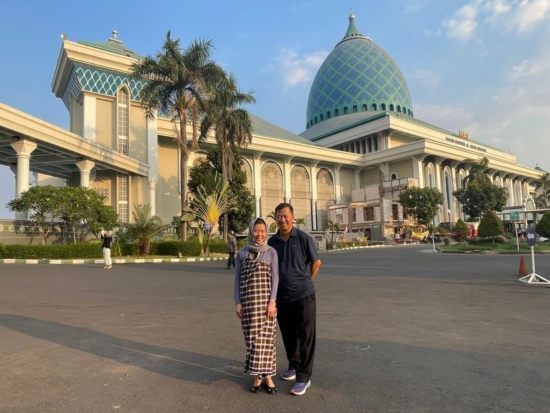 Surabaya Old City & Submarine Monument Private Half-Day Tour - What the private car adds