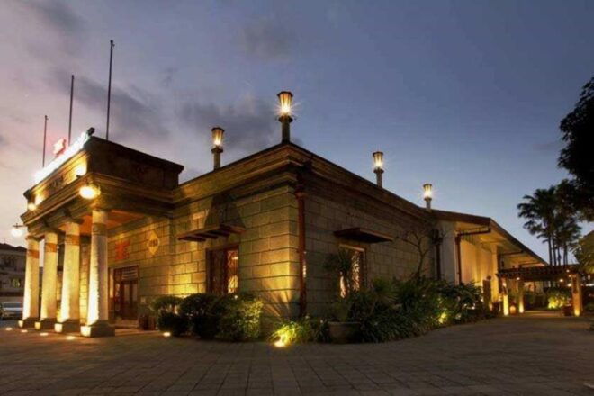 Surabaya Port: Personalized City Tour With Expert Guide - Pre-planned Excursion