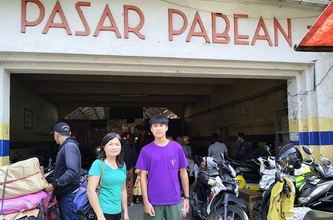 Surabaya Private Car Charter - FAQ