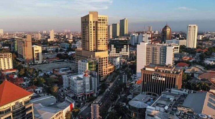 Surabaya: Private Car Charter With Driver in Group by Van - Experience Highlights