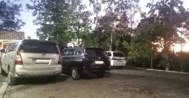 Surabaya: Private Car Charter With Driver - Booking Information