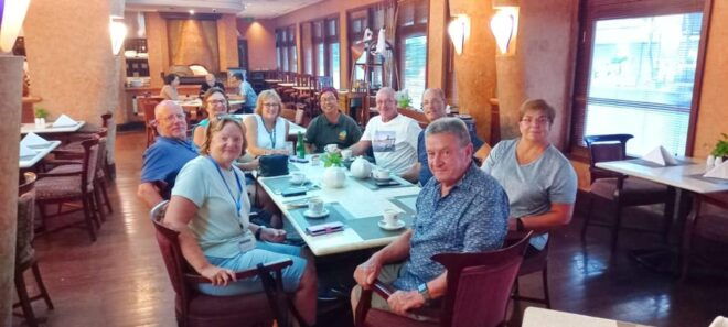 Surabaya Private Tour With Lunch - Customer Ratings