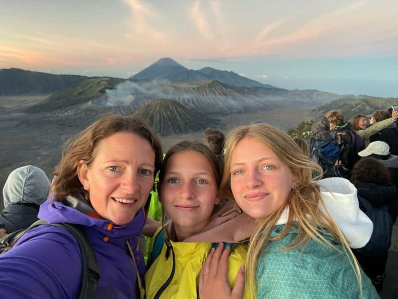 Surabaya to Yogyakarta: 5-Day Private Java Highlights Tour - Exploring the 5-Day Java Highlights Tour