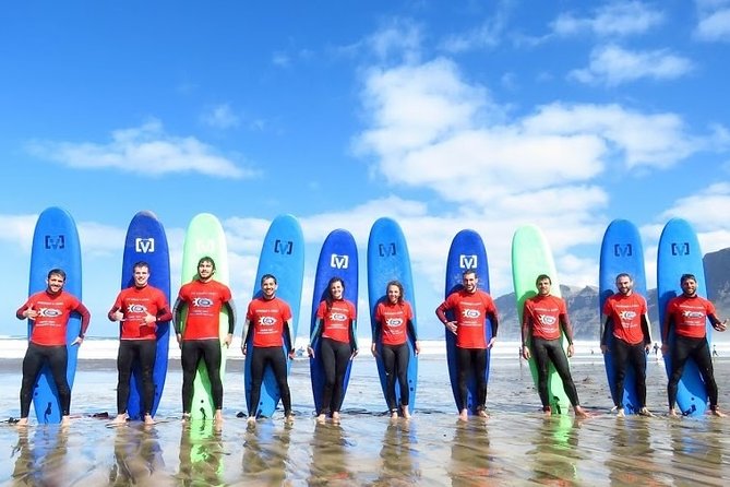 Surf Lessons in Famara 9:15-14:30h (4 Hours of Class) - Common Questions