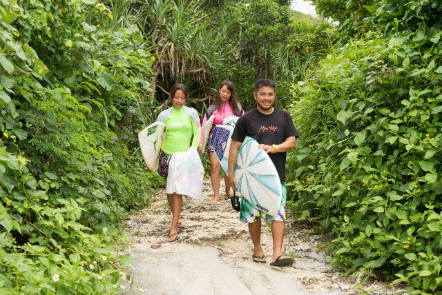 Surfing & Bodyboarding & SUP Experience in Okinawa - Choosing between surf, bodyboard, and SUP in Chatan