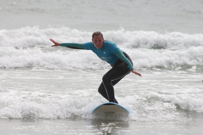 Surfing Class in Porto - Private Group Size: Maximum of 8 People