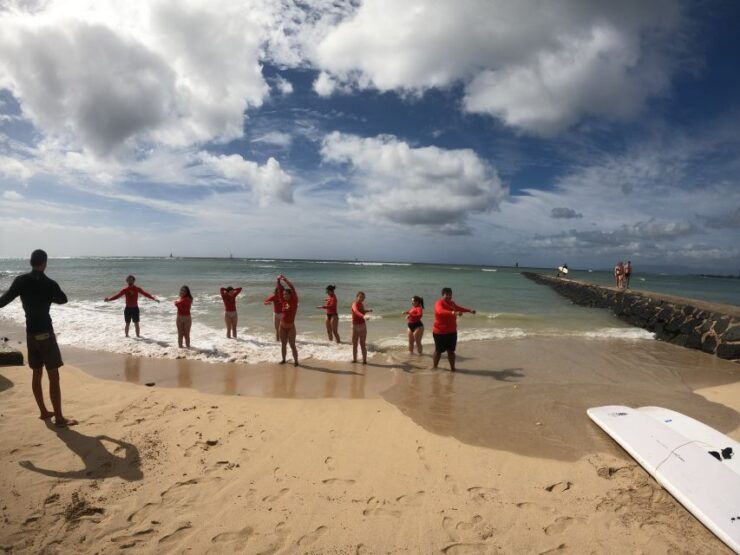 Surfing Lesson in Waikiki, 3 or More Students, 13yo or Older - Experience Highlights