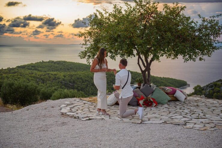 Surprise Proposal - Engagement Photo Session - Good To Know