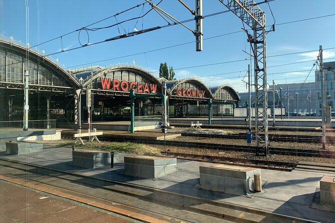 Surprise Walk of Wroclaw With a Local - Inclusions