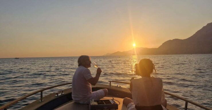 Surprise Your Other Half With a Fiery, Romantic Sunset - Good To Know