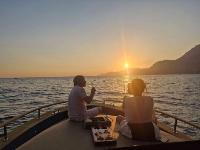 Surprise Your Other Half With a Fiery, Romantic Sunset - Inclusions