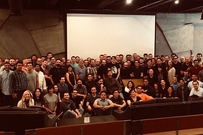 Surreal Games L.A. - Immersive experiences - Good To Know