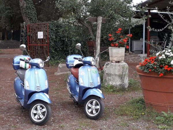 Surroundings of Rome by Vespa - Vespa Adventure to Ostia