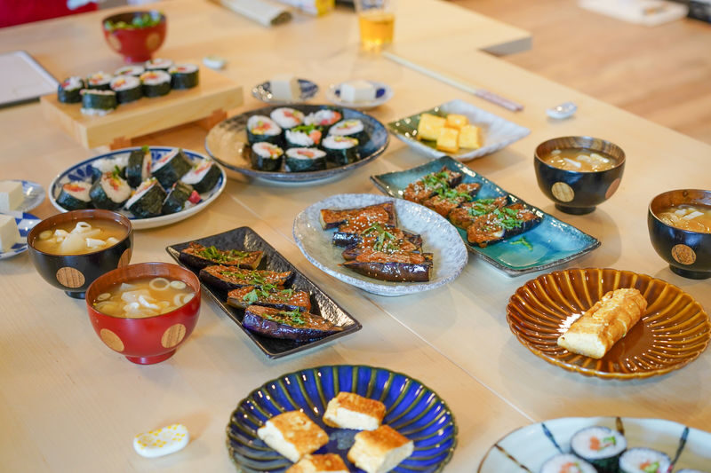 Sushi & Home Cooking Class from Market to Table near Asakusa (4h) - First, learn your way around a Japanese supermarket