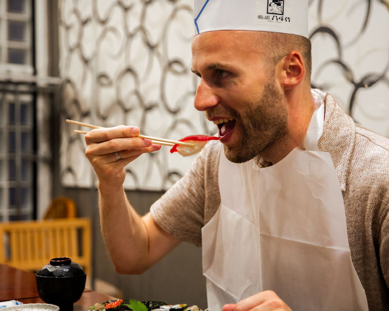 Sushi making class at a century-old sushi restaurant in Tokyo - Who will enjoy this class most?