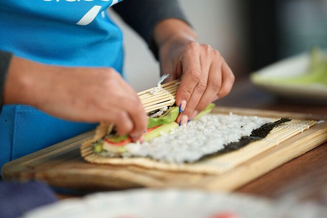 Sushi Making Cooking Class in a Sake Bar in Austin - Exploring the Experience in Detail  