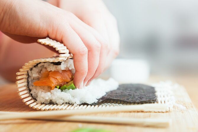 Sushi Making Cooking Class in a Sake Bar in Austin - Who Should Try This Experience?  
