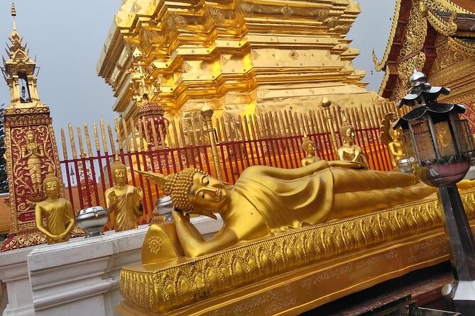 Suthep Temple and Monthathan Waterfall Adventure Trail From Chiang Mai - Expert Guides: Ensuring a Safe and Informative Journey