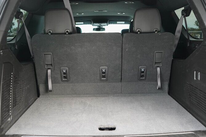 SUV Transfer To or From MCO to Theme Parks and I-Drive - In-Depth Review: What This SUV Transfer Offers