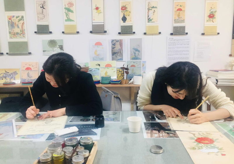 Suwon Drawing Korean Folk painting(Minhwa) Class - At a glance